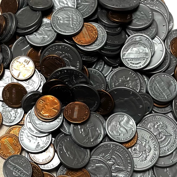 Drawstring Money Bag and 350+ Play Coins - Picture 5 of 5